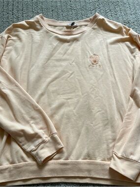 Roxy Women's Crewneck Sweatshirt in Pale Peach